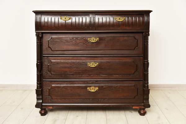 Dresser Assembly in Iowa City